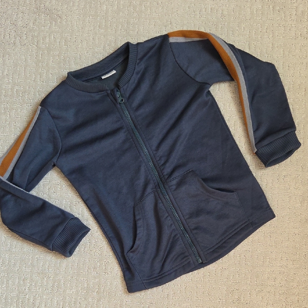 En-fant Boy's Zip-Up Sweater with Arm Stripes